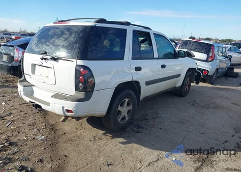 2005 Chevrolet Trailblazer Ls from USA, damaged, VIN 1GNDT13S352259080